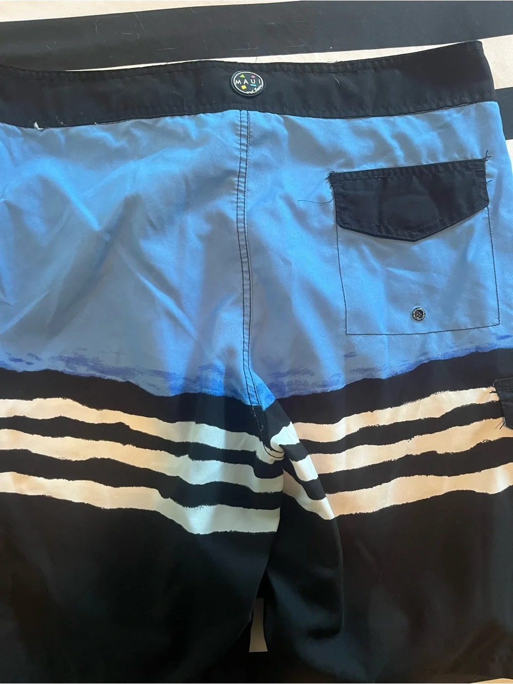 Maui and Sons Men's Blue and Black Striped Swim Trunks